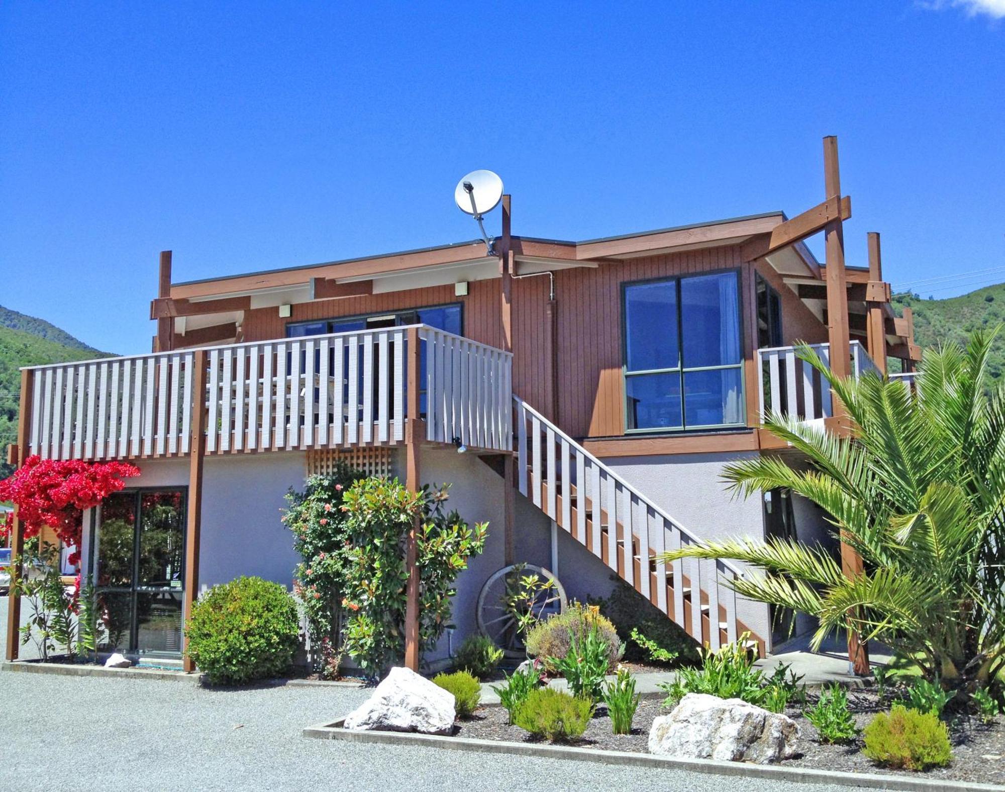 Picton Campervan Park Экстерьер фото