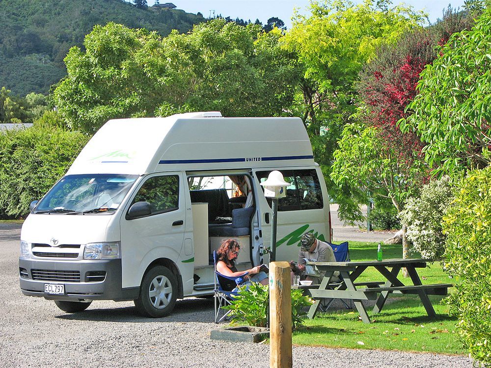 Picton Campervan Park Экстерьер фото